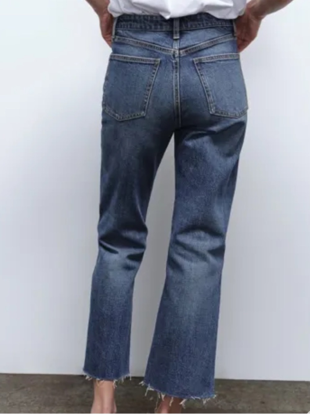Zara TRF Cropped Flare Mid Rise Jeans - Picture 2 of 8